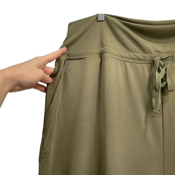 NEW Fabletics Maj Sleek Knit jogger pants II Size 2X olive green - Picture 4 of 9